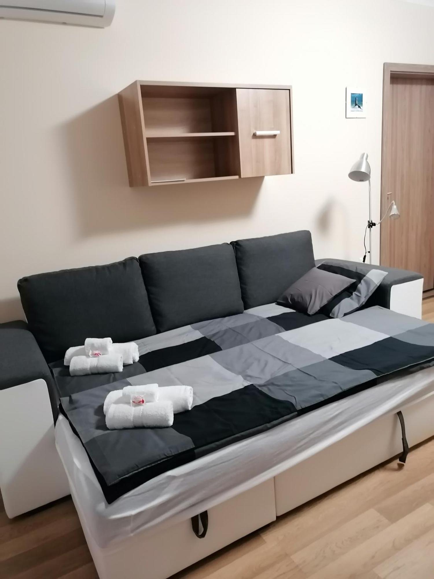 Central Park Apartman Szekszárd Exterior foto