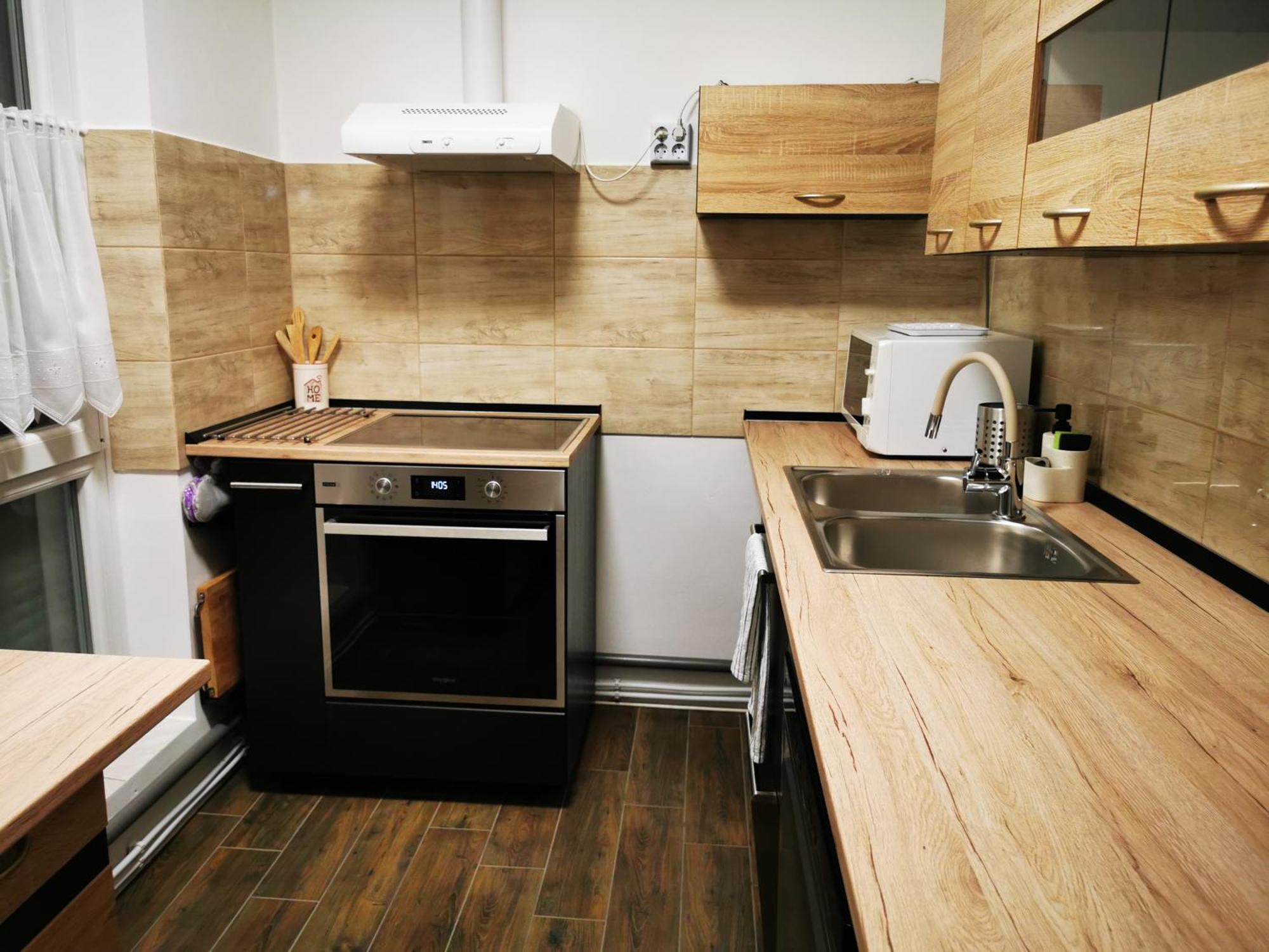 Central Park Apartman Szekszárd Exterior foto